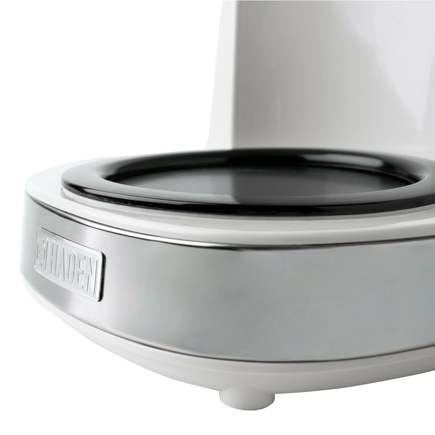 Haden Espresso, Tea & Coffee Machines Heritage 12-Cup Programmable Coffee Maker with Strength Control and Timer - 75061 5 Haden Espresso, Tea & Coffee Machines Heritage 12-Cup Programmable Coffee Maker with Strength Control and Timer - 75061 - Image 5